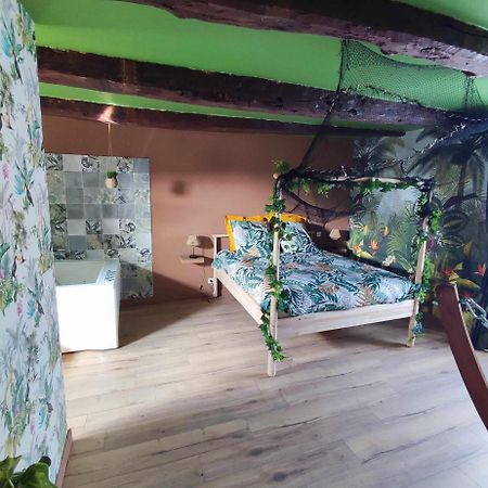 L'Evasion Jungle Apartment Saint-Pierre-de-Plesguen Екстериор снимка