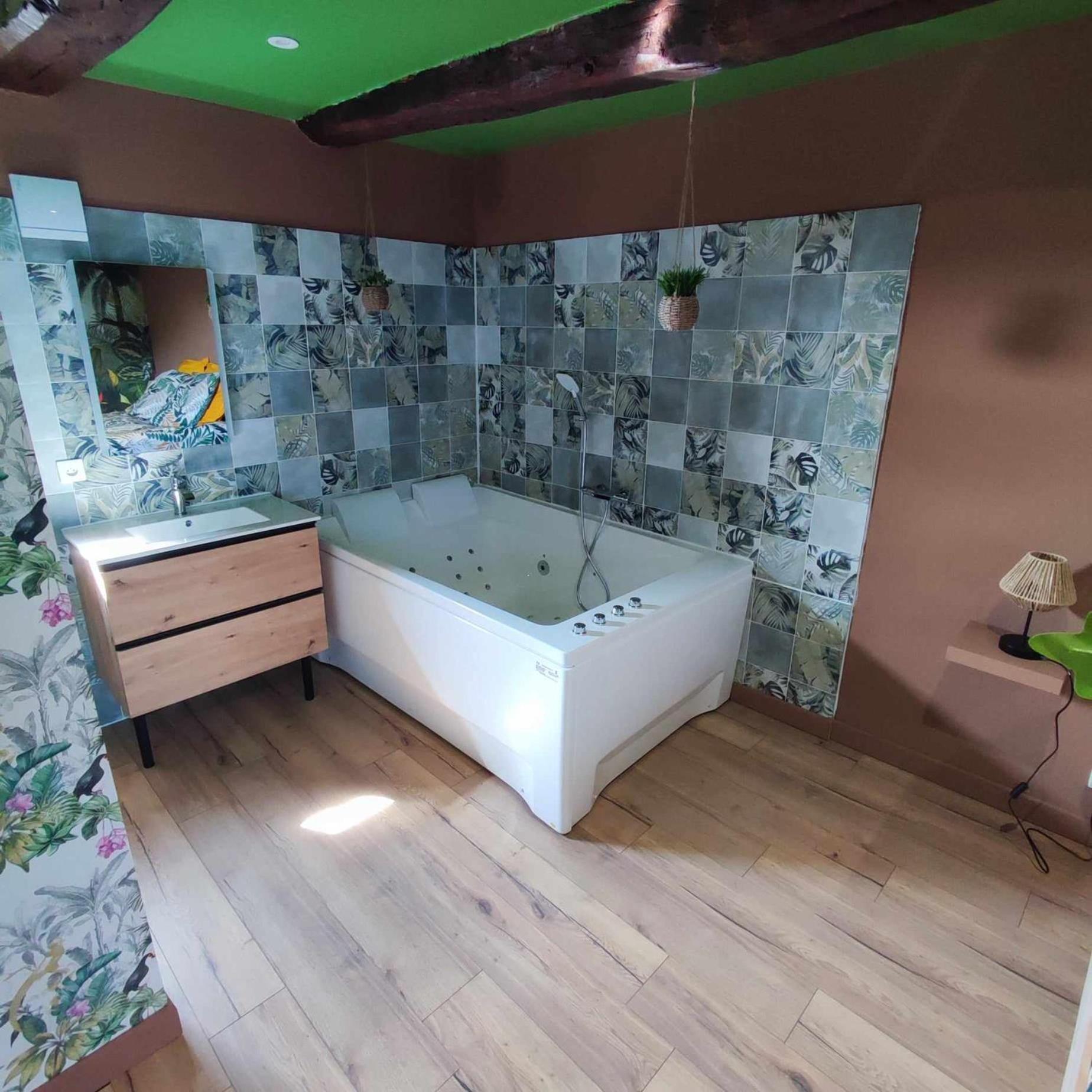 L'Evasion Jungle Apartment Saint-Pierre-de-Plesguen Екстериор снимка